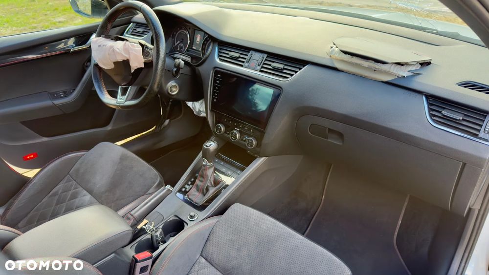Skoda Octavia 2.0 TSI RS 245 DSG - 24