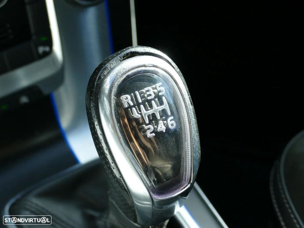 Volvo V40 1.6 D2 R-Design - 23