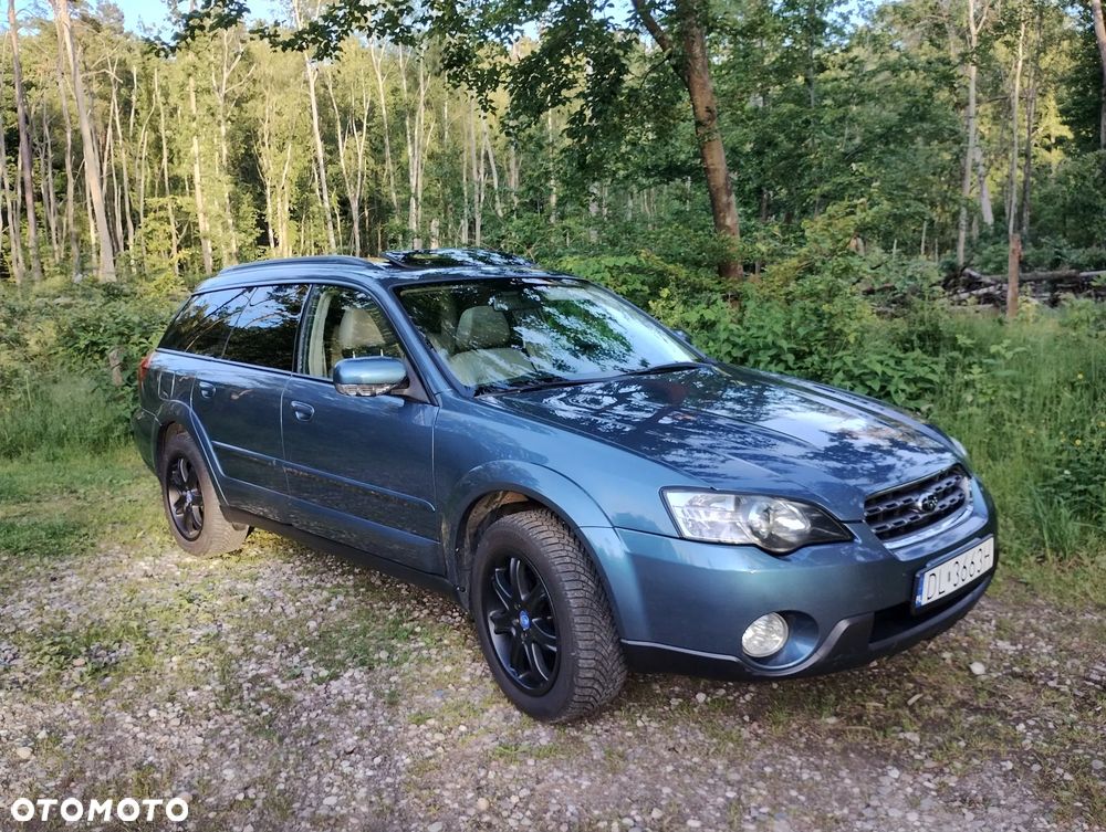 Subaru Outback 3.0 H6 - 8