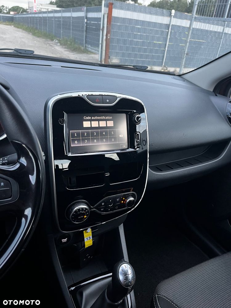 Renault Clio dCi 75 Expression - 24