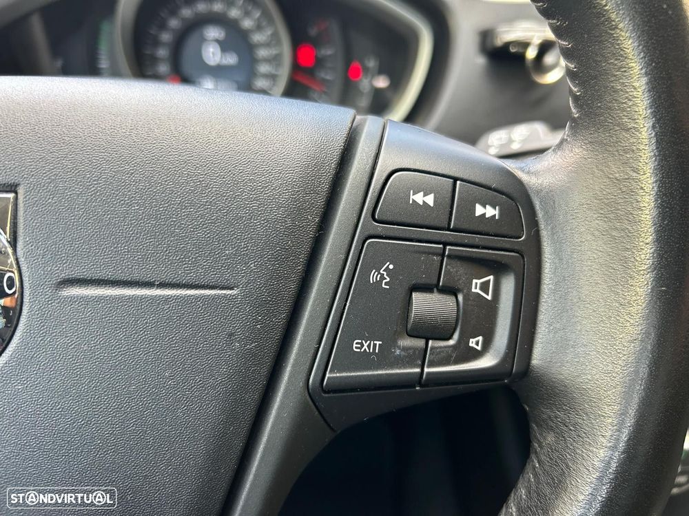 Volvo V40 Cross Country 2.0 D2 Summum - 38