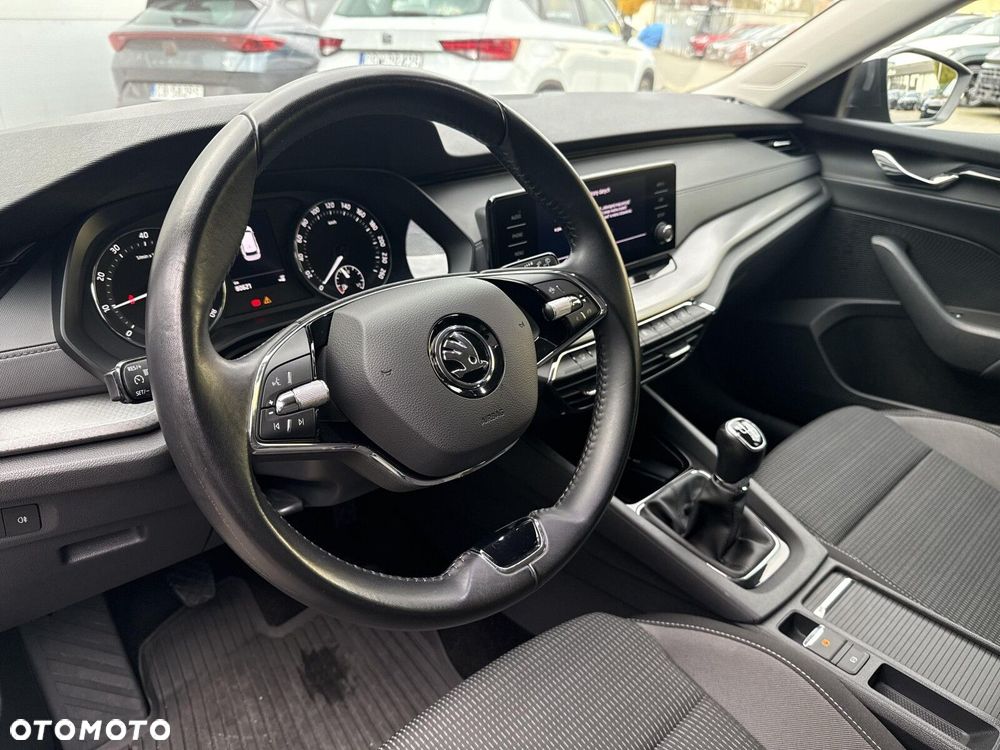 Skoda Octavia 1.5 TSI ACT Ambition - 9