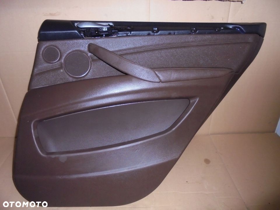 BOCZEK TAPICERKA PRAWY TYL BMW X5 E70 BRAZOWY - 1
