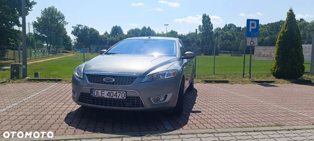 Ford Mondeo Turnier 2.5 Titanium - 2
