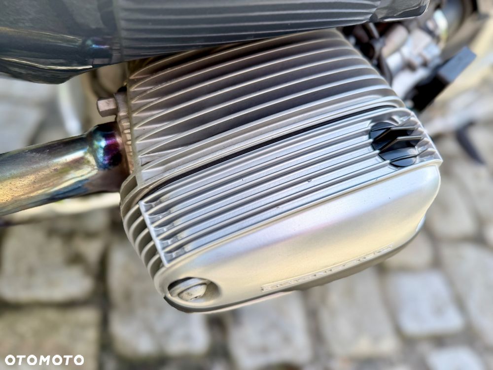 BMW R - 9