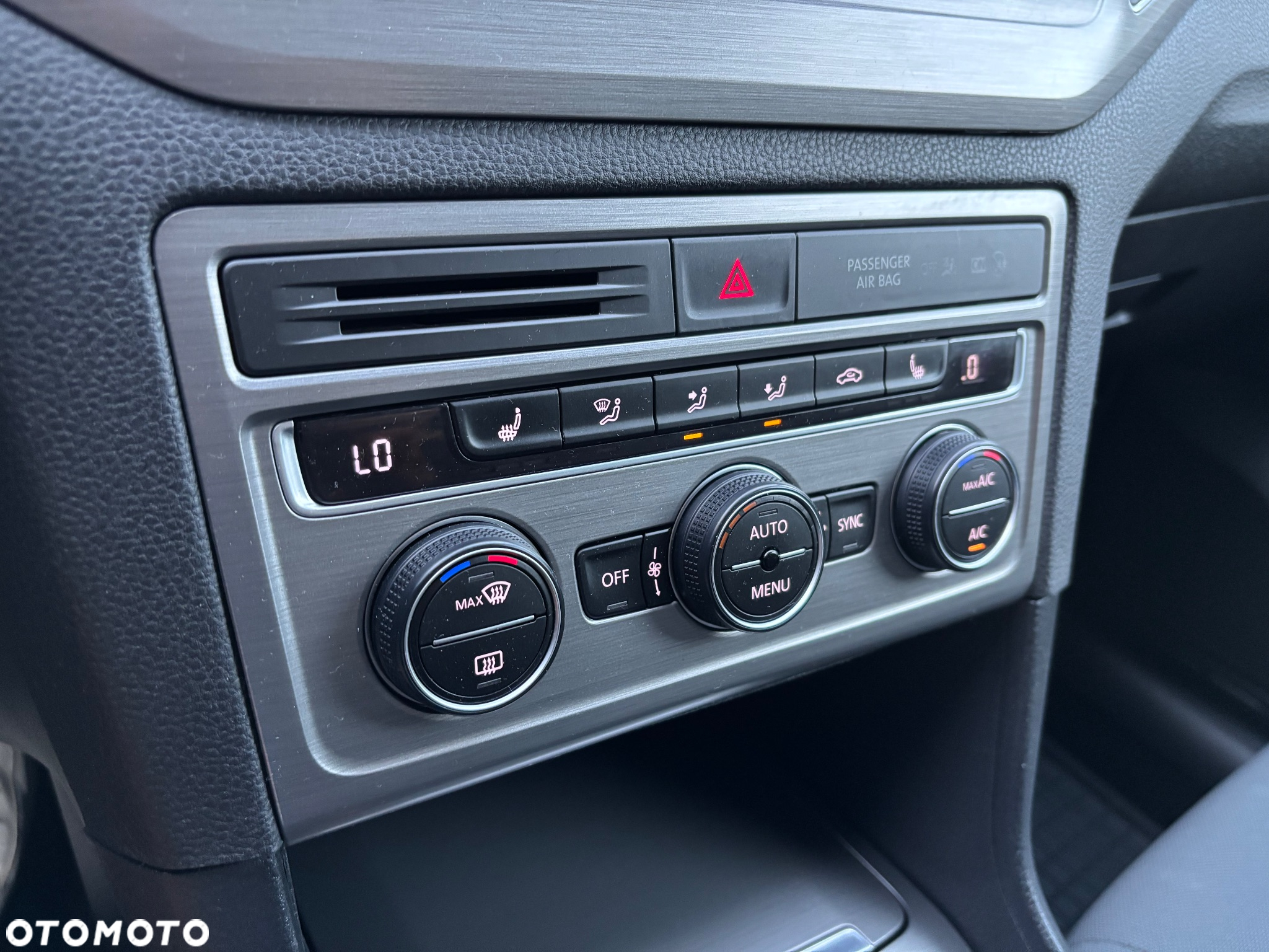 Volkswagen Golf Sportsvan - 15