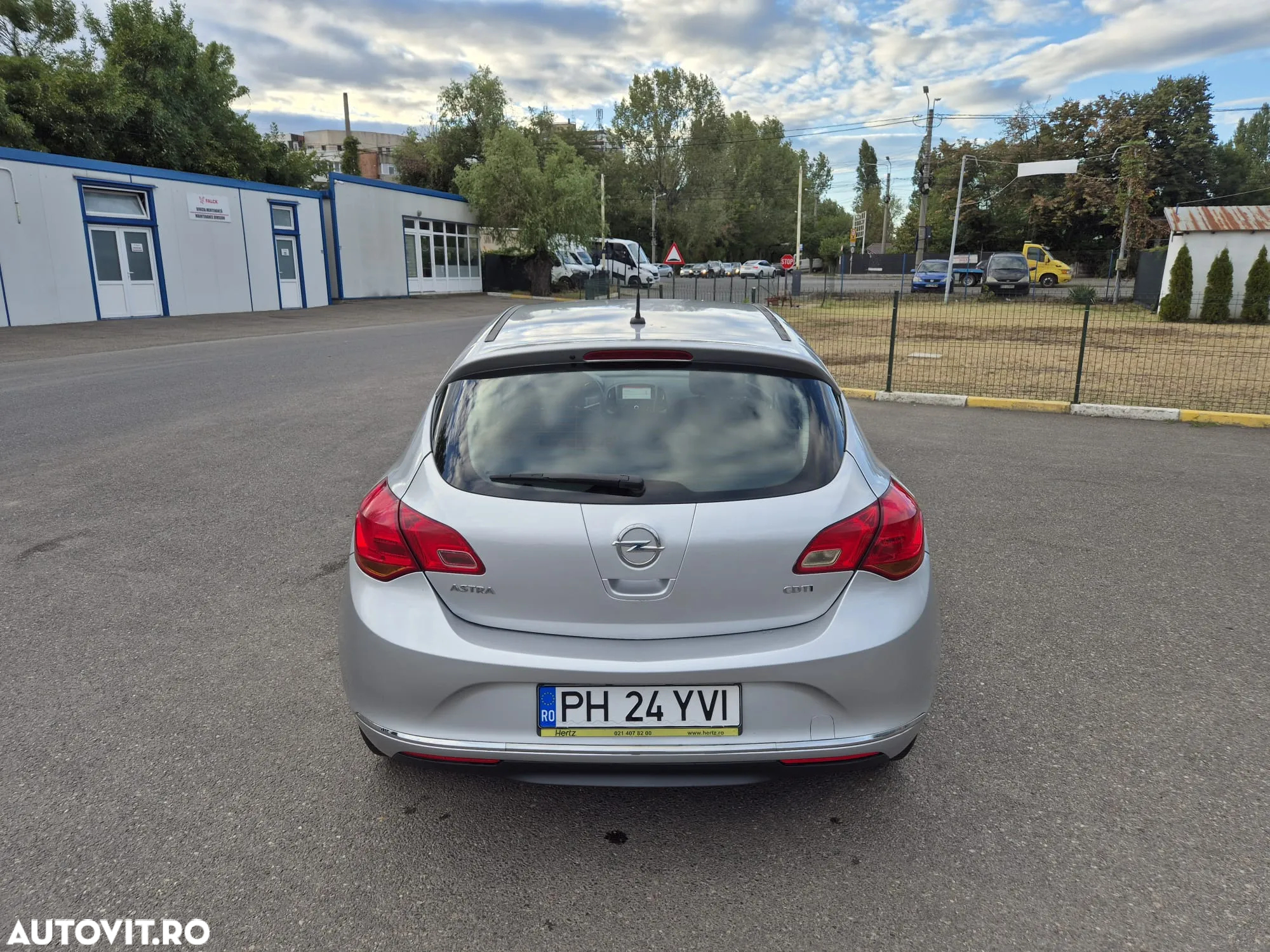 Opel Astra 1.7 CDTI Enjoy - 8