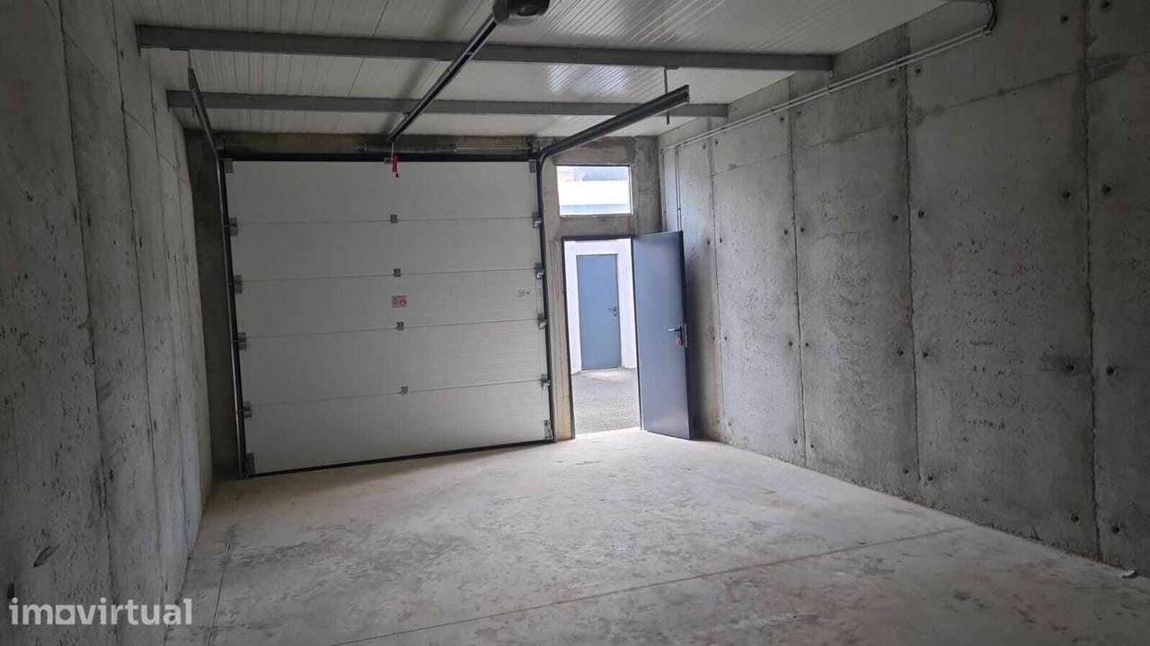 Garagem com 41m a 5 mi. do centro de Torres Vedras e da A8 - Grande imagem: 4/5