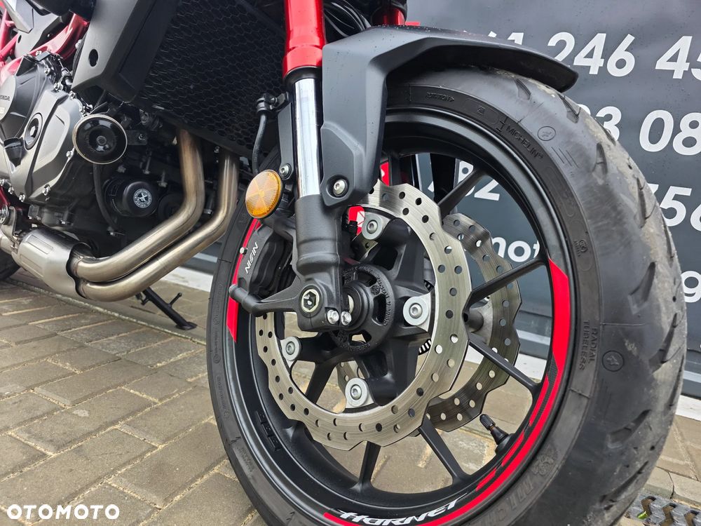 Honda Hornet - 14