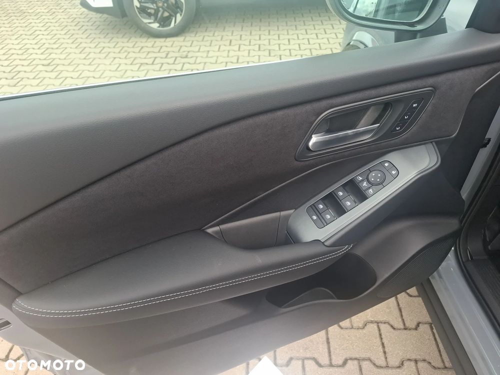 Nissan Qashqai 1.3 DIG-T MHEV Tekna+ Xtronic - 5