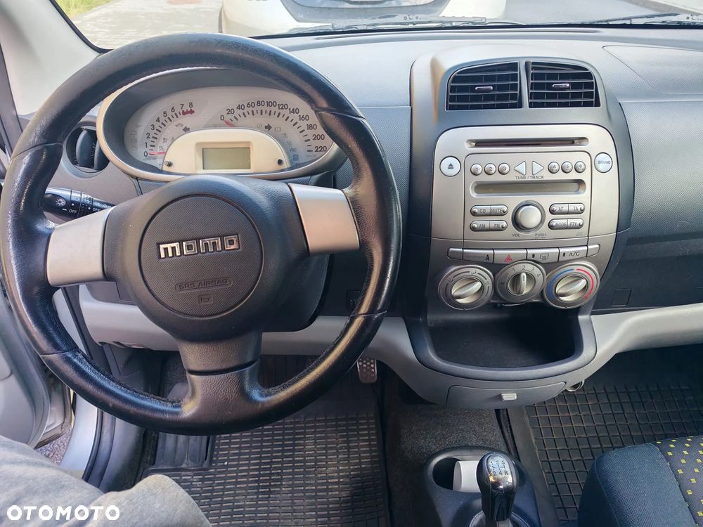 Daihatsu Sirion 1.3 - 7