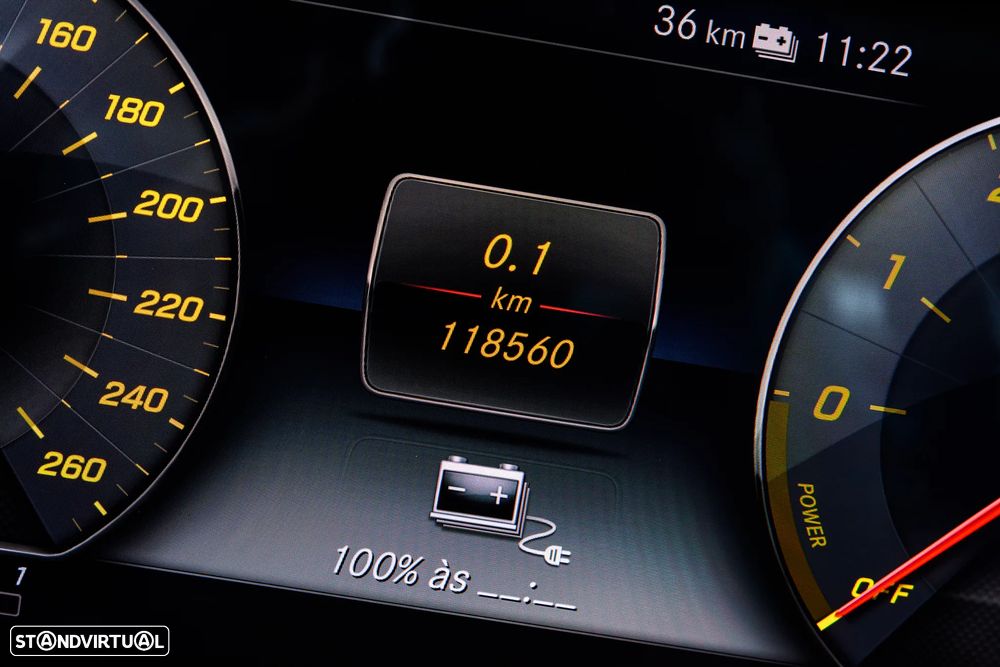 Mercedes-Benz E 300 de 9G-TRONIC AMG Line - 20