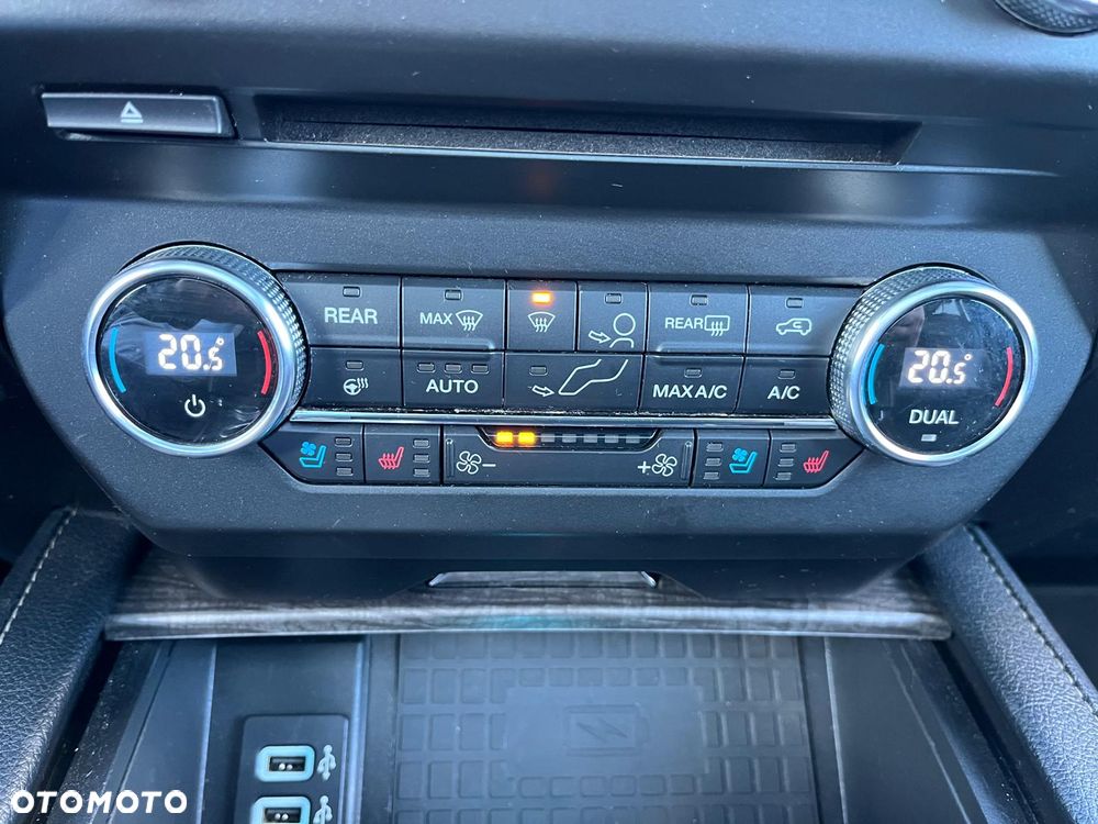 Ford Expedition - 11