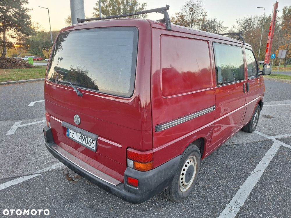 Volkswagen Transporter - 4