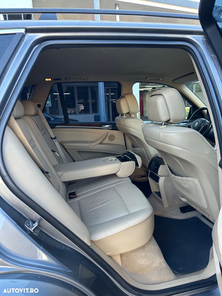 BMW X5 xDrive40d - 11