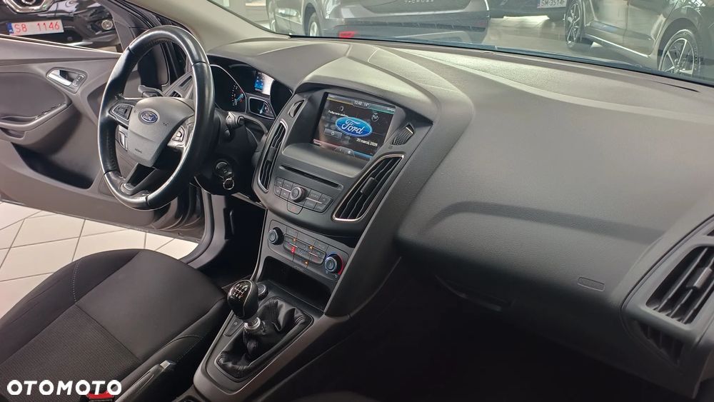 Ford Focus 1.5 EcoBoost Titanium ASS - 7