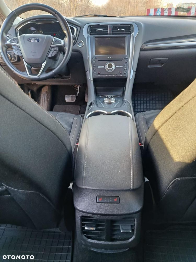 Ford Mondeo - 11