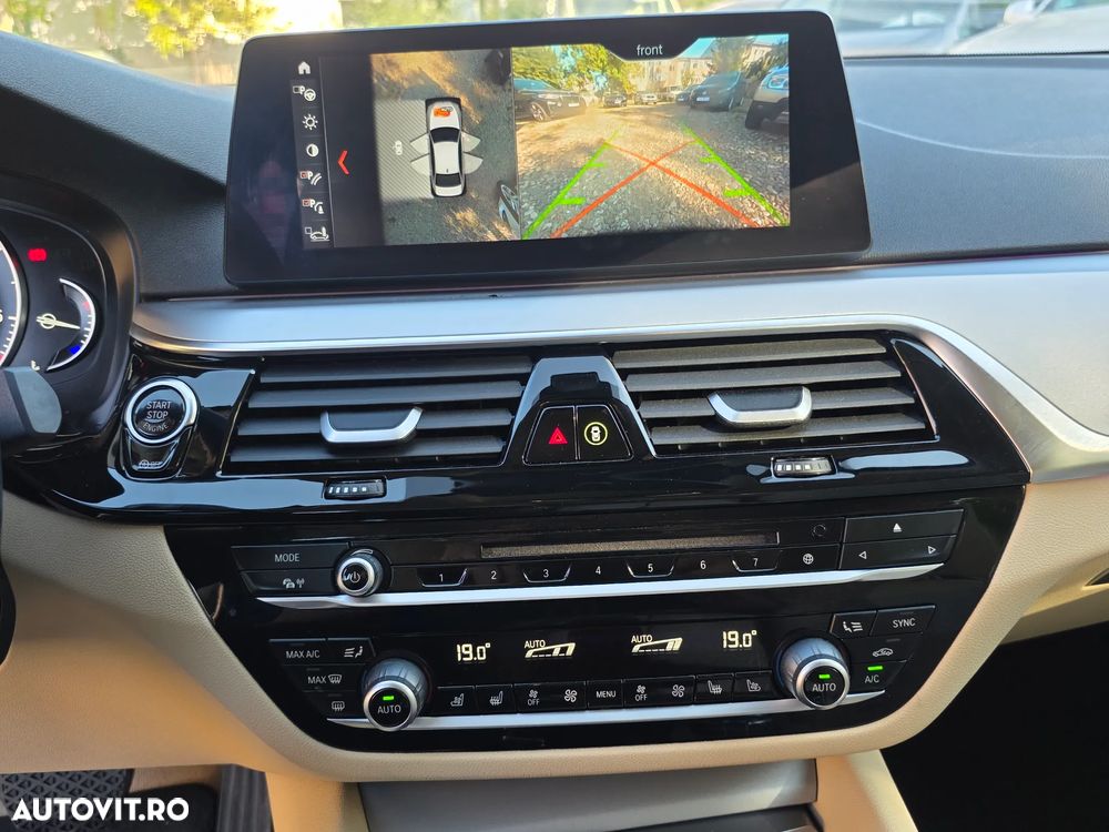 BMW Seria 5 530d xDrive Aut. Luxury Line - 19