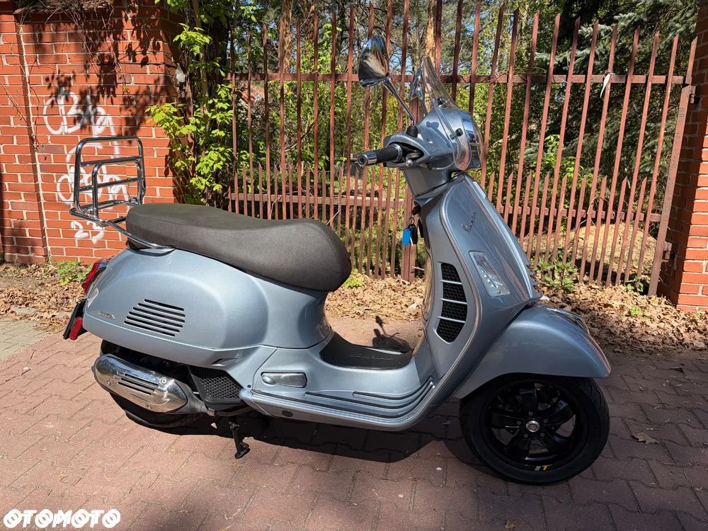 Vespa GTS - 7