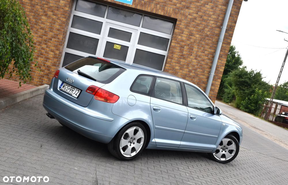 Audi A3 Sportback 2.0 TDI DPF Ambiente - 29