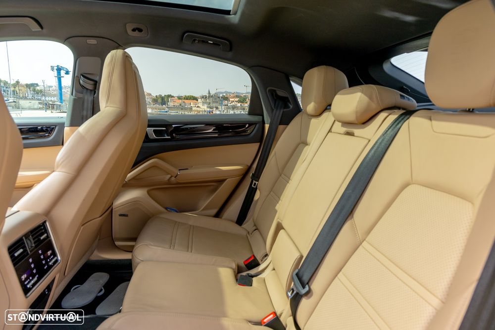 Porsche Cayenne Coupé - 19