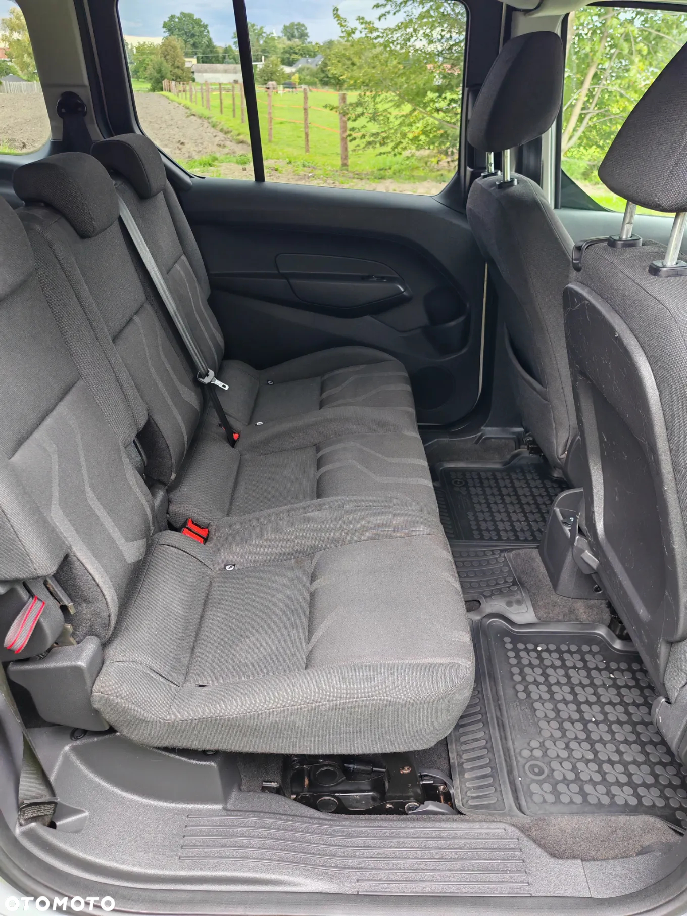 Ford Tourneo Connect Gr 1.5 TDCi Trend - 12