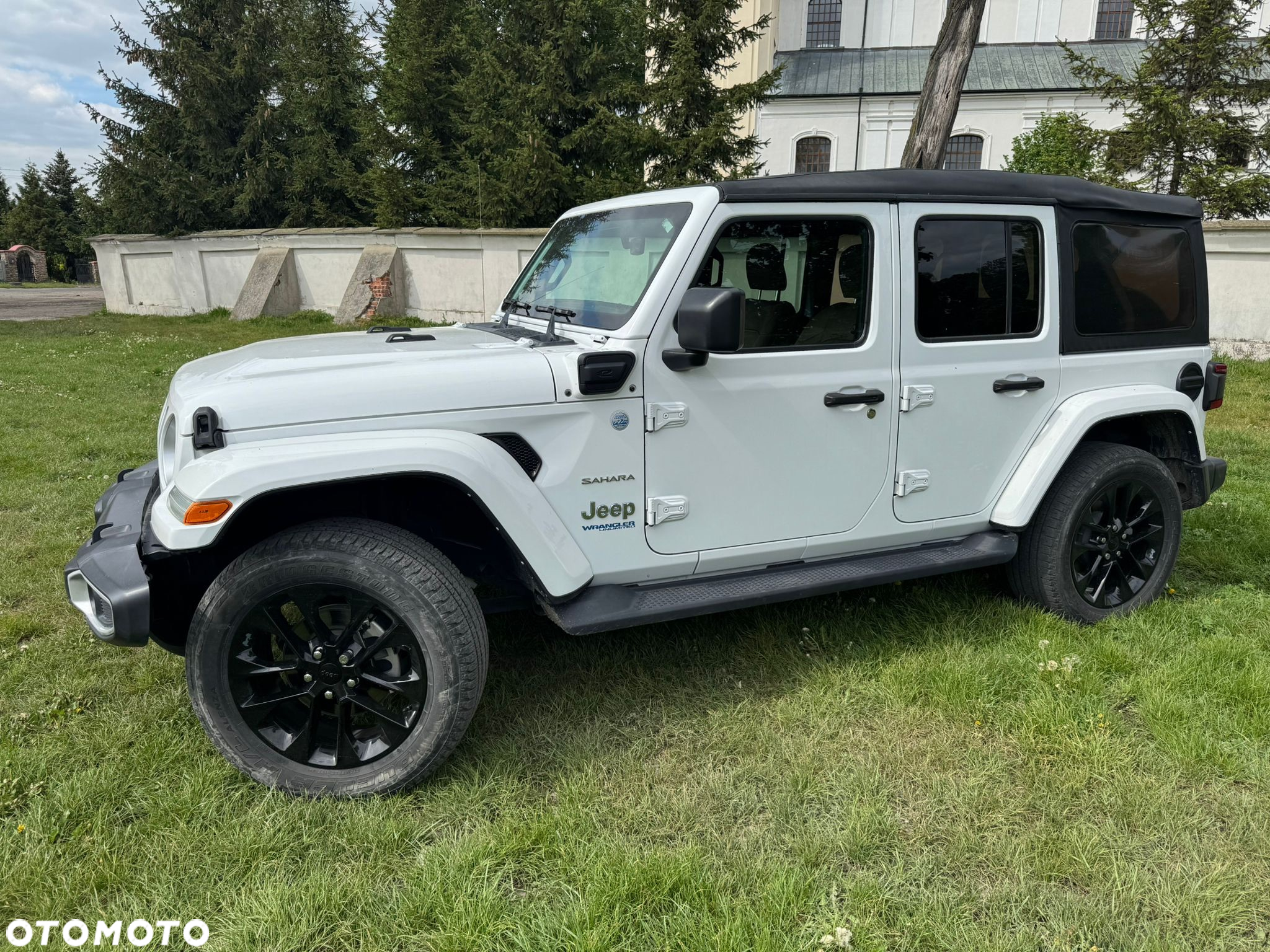 Jeep Wrangler - 4