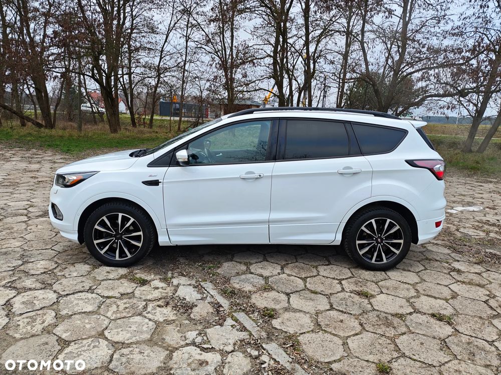 Ford Kuga 1.5 EcoBoost 2x4 ST-Line - 4