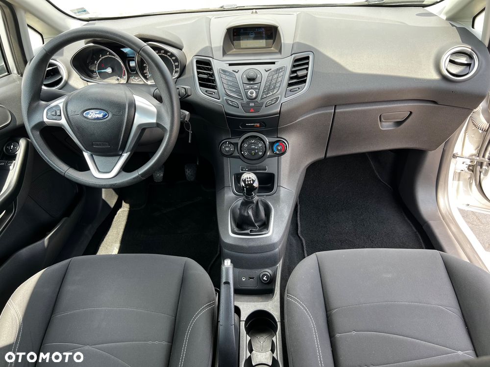Ford Fiesta 1.0 Ambiente - 22