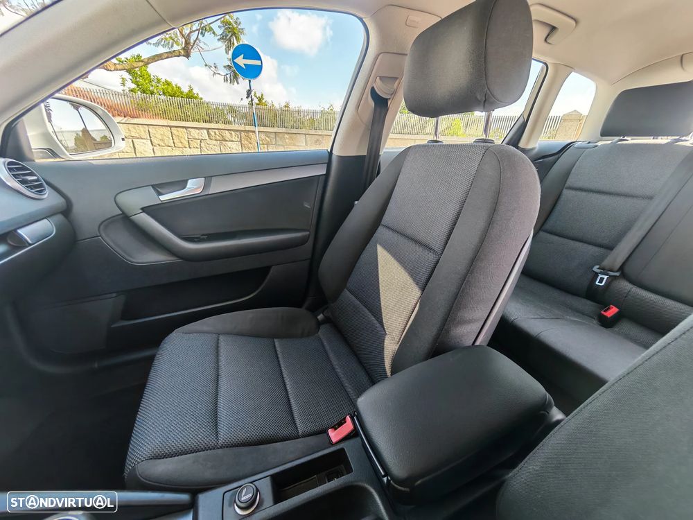 Audi A3 Sportback 1.6 TDI Attraction - 16