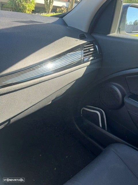 Renault Mégane Sport Tourer - 13