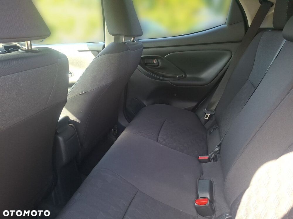 Toyota Yaris Hybrid 1.5 Style - 10