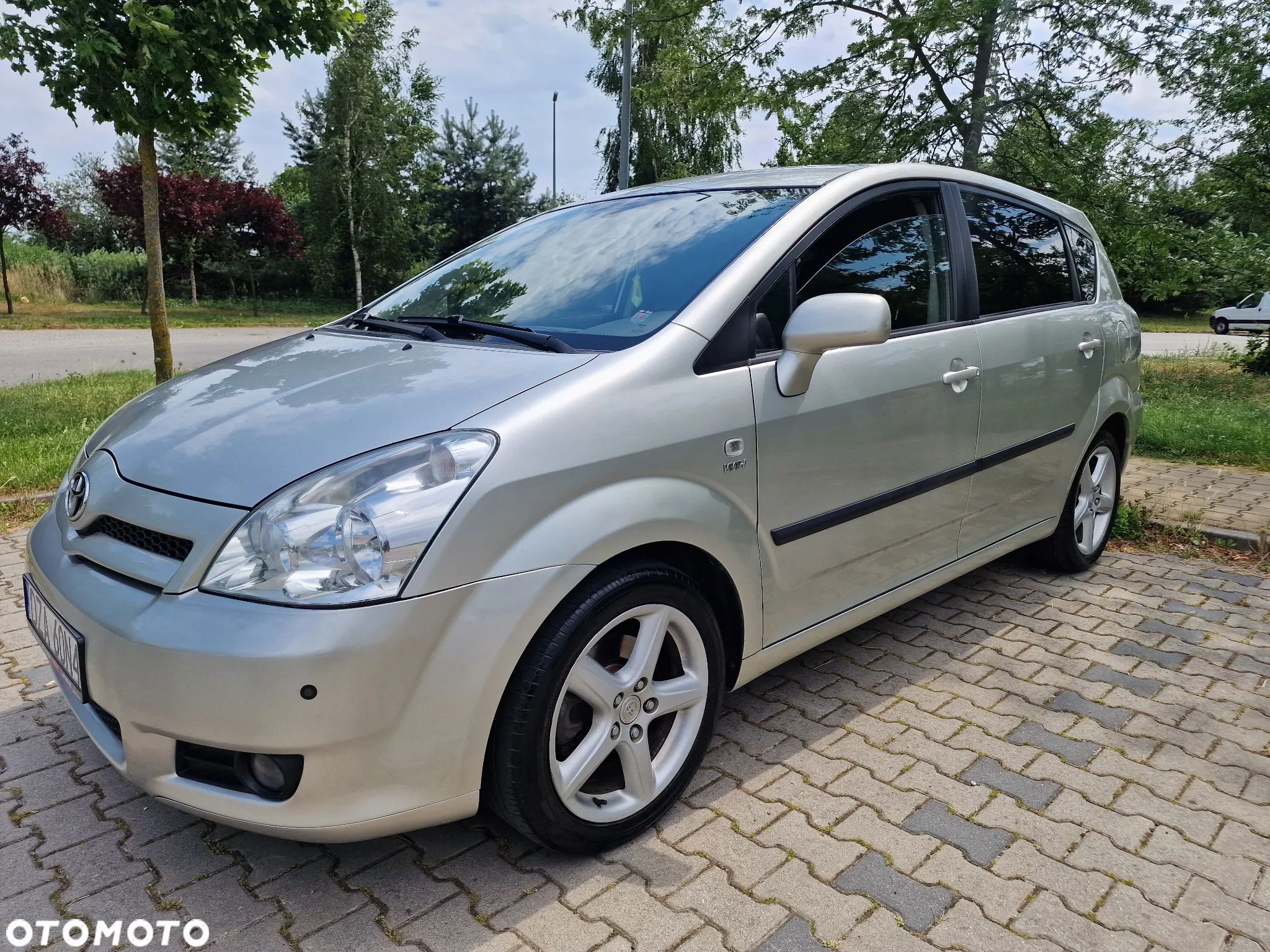 Toyota Corolla Verso 1.8 Sol 7os - 1