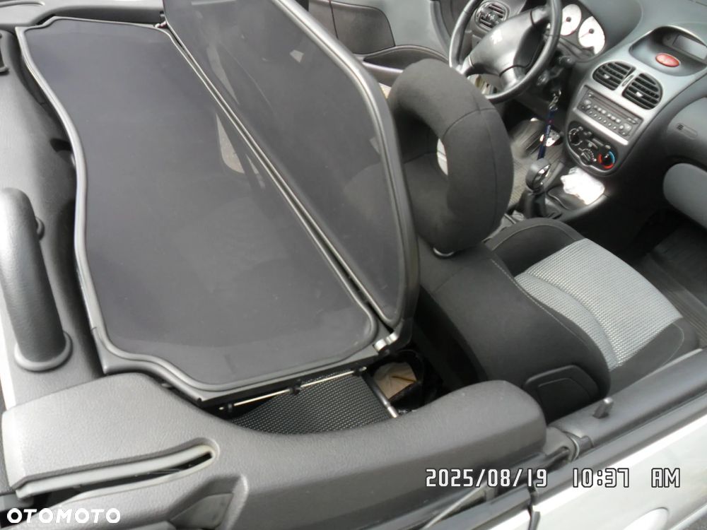 Peugeot 206 CC ver-1-6-euro3 - 10