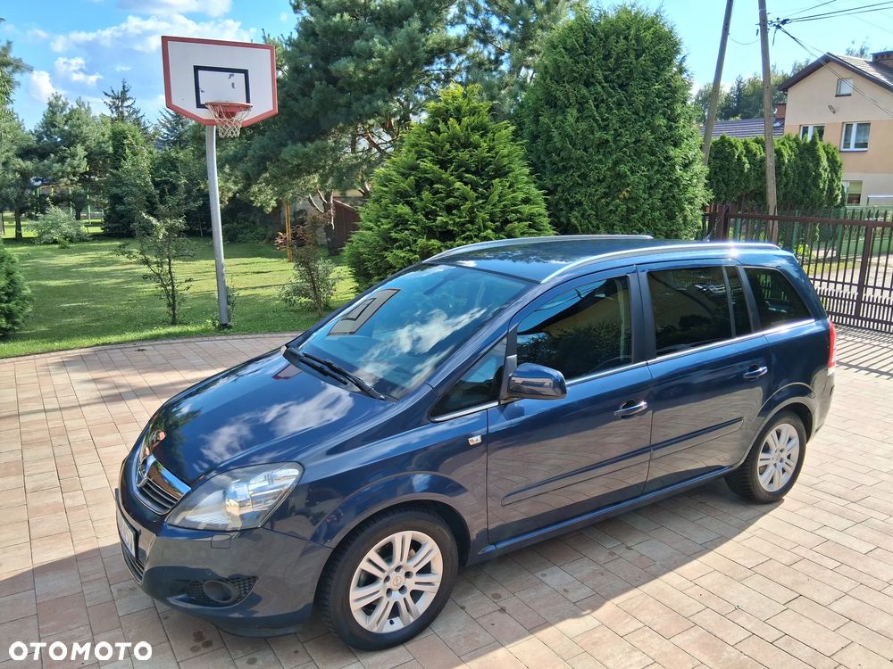 Opel Zafira 1.8 Family - 16
