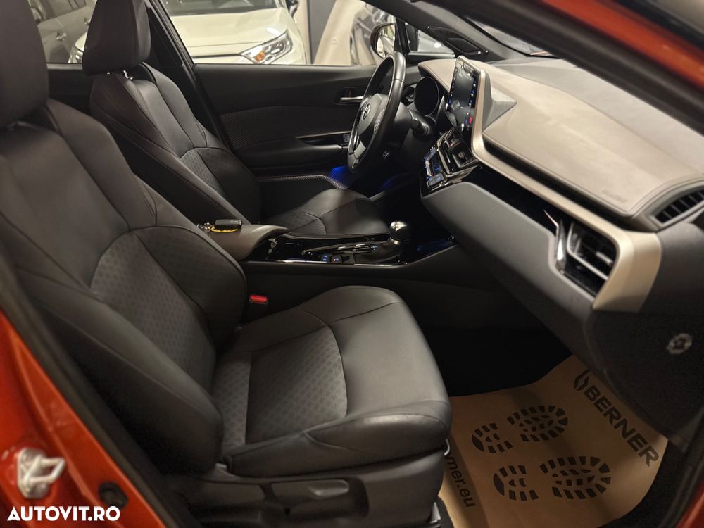 Toyota C-HR 2.0 Orange Edition - 29