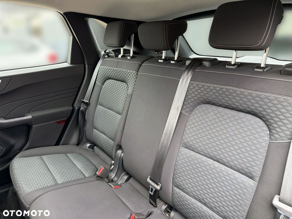 Ford Kuga - 17