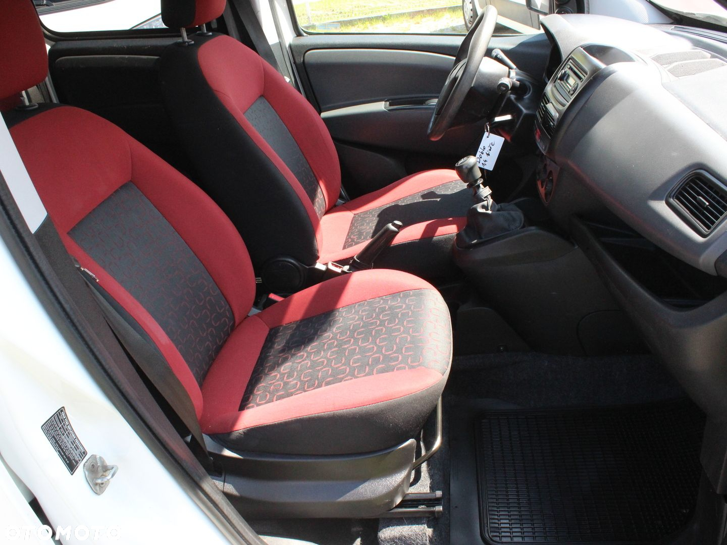 Fiat Doblo 1.4 16V Dynamic - 8