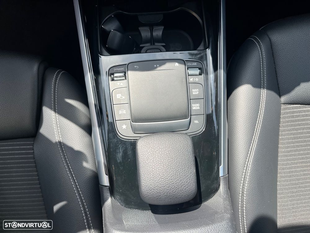 Mercedes-Benz GLB 180 d Progressive - 40