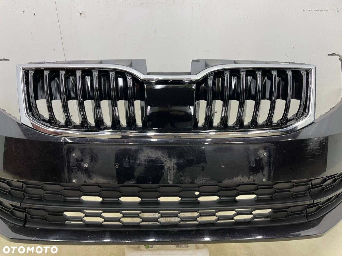 Zderzak przedni Skoda Octavia 3 III 16-19r. Lift przód 5E0807221N - 5