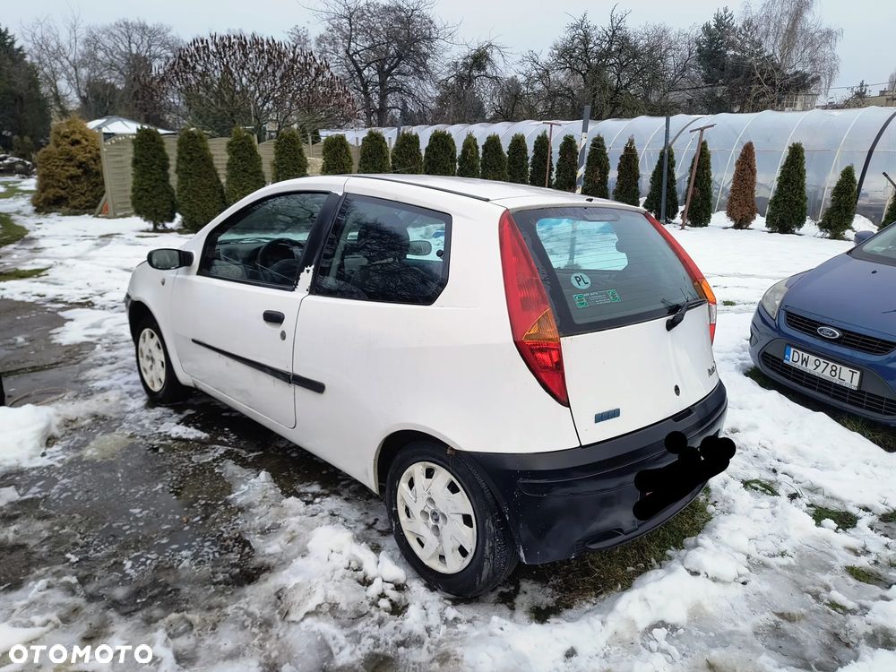 Fiat Punto 1.2 8V - 4