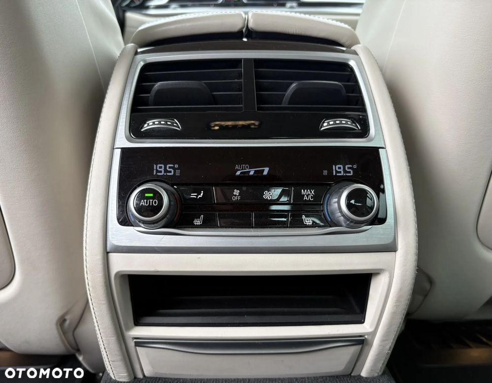 BMW Seria 7 730d xDrive - 26