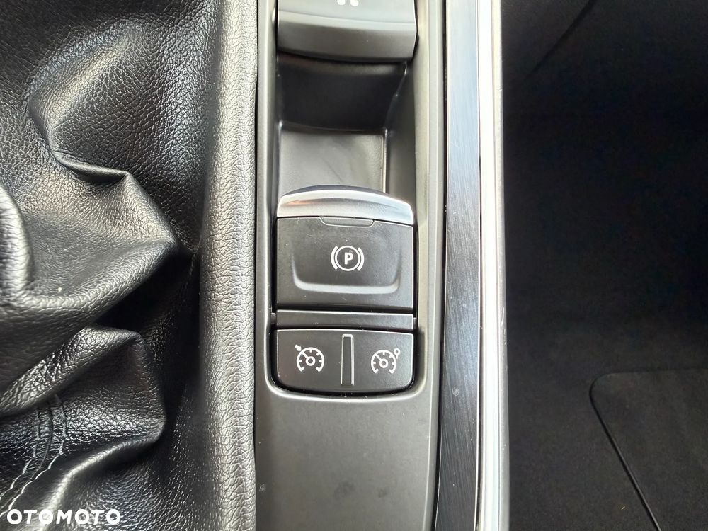 Renault Grand Scenic Energy TCe 130 S&S LIMITED - 25