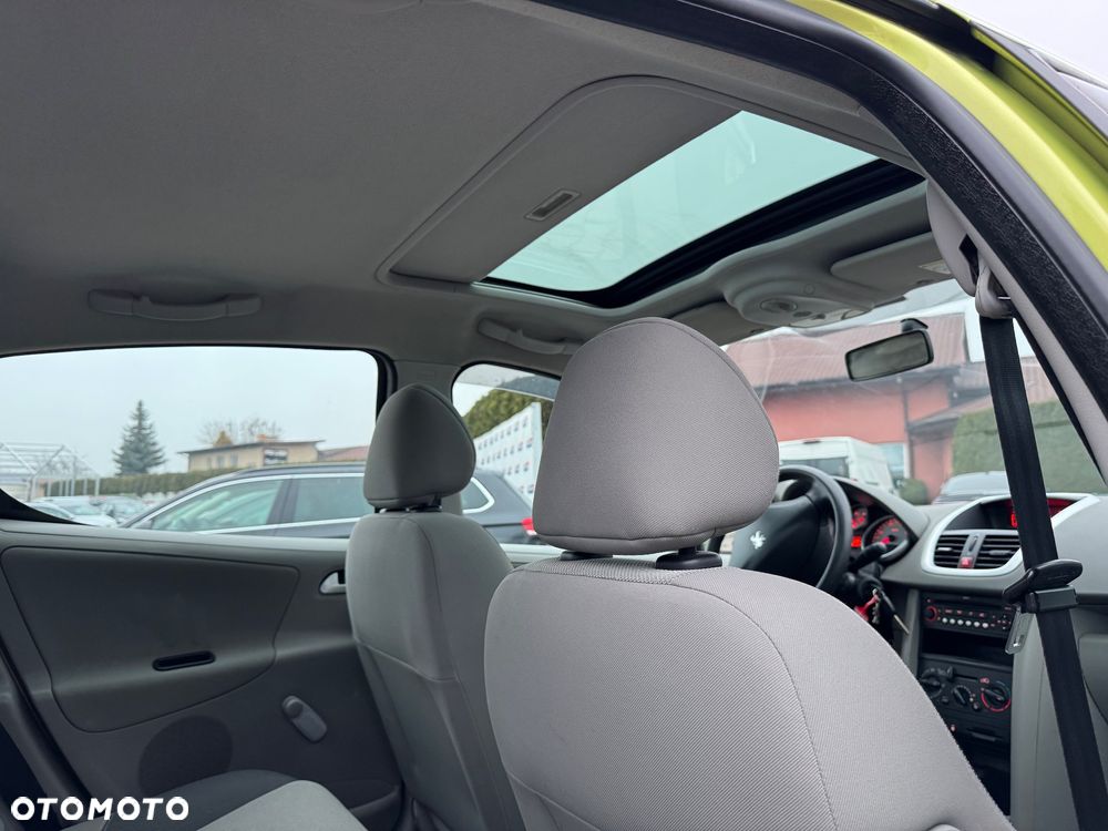 Peugeot 207 95 VTi Premium - 9