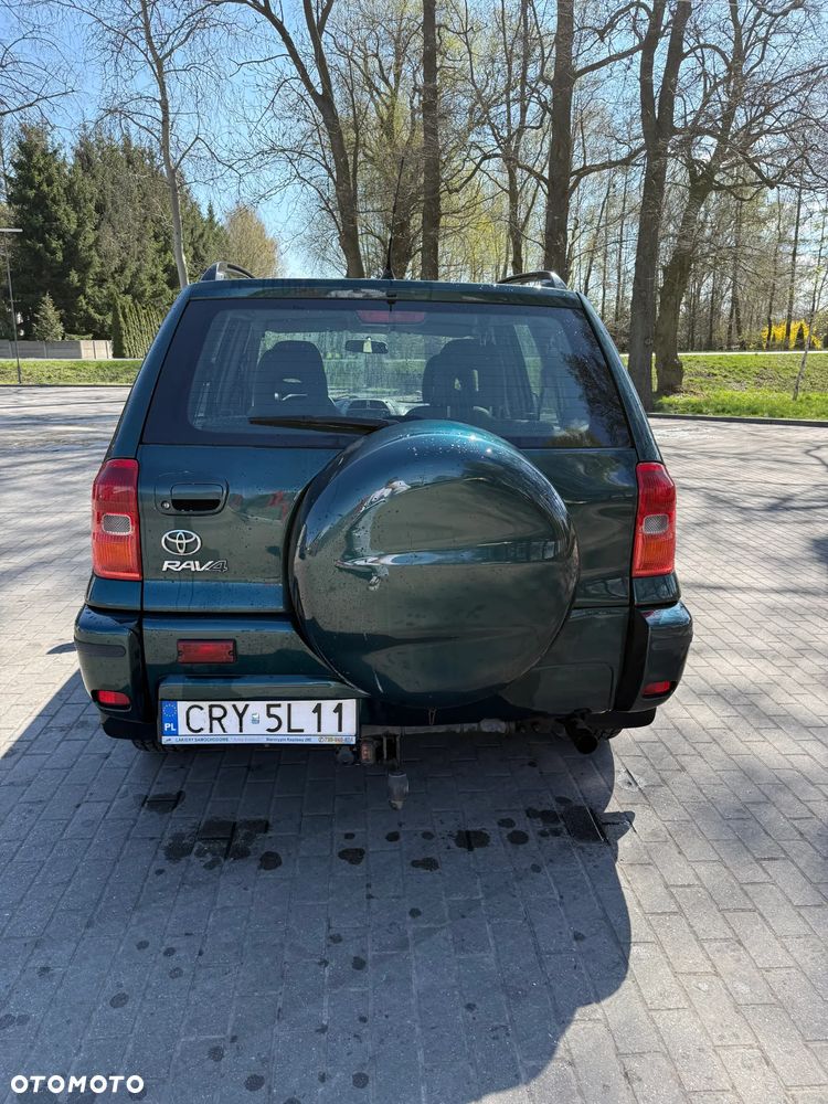 Toyota RAV4 D-4D 4x4 - 6