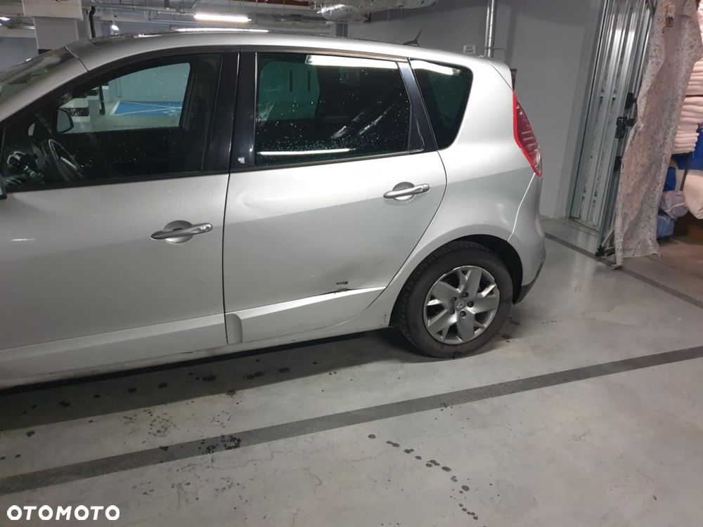 Renault Scenic 1.6 dCi Energy Privilege S&S - 7