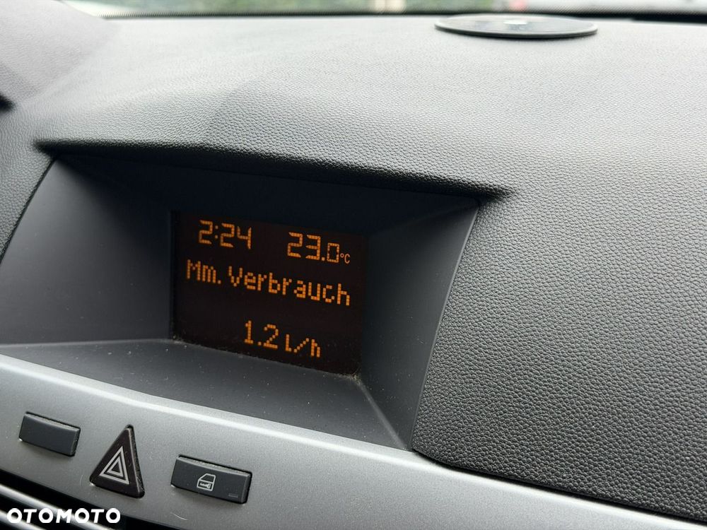 Opel Astra - 23