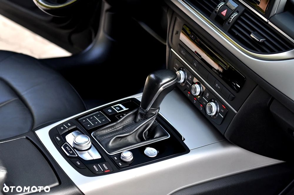 Audi A6 Avant 2.0 TDI ultra S tronic - 34