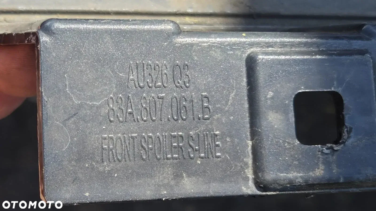 Dokładka zderzaka przedniego Audi Q3 83A s-line 83A807061B - 5