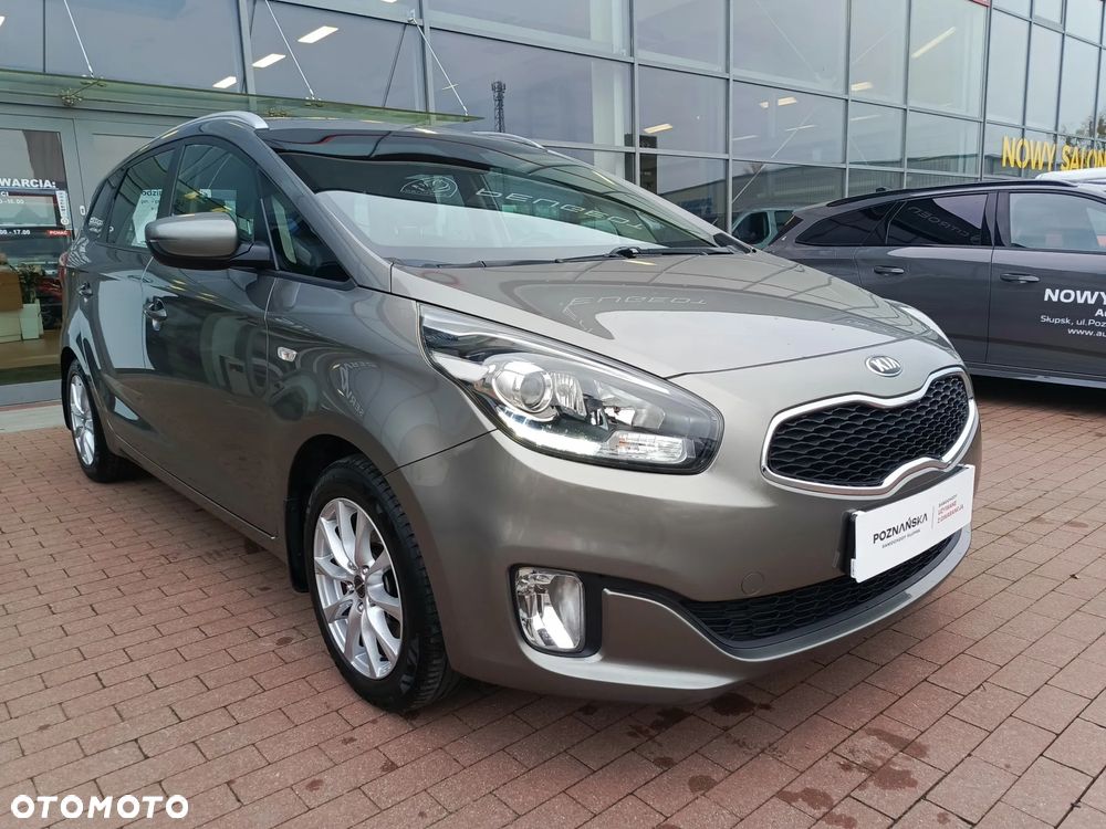 Kia Carens 1.6 GDI M - 3